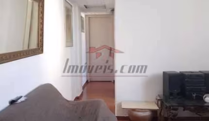 Apartamento com 2 quartos à venda na Estrada dos Bandeirantes, 8325, Curicica, Rio de Janeiro, 48 m2 por R$ 220.000