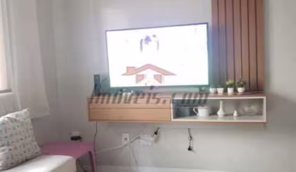 Apartamento com 2 quartos à venda na Rua Igarapé-Açu, 352, Camorim, Rio de Janeiro, 55 m2 por R$ 200.000