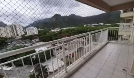 Apartamento com 2 quartos à venda na Estrada dos Bandeirantes, 6463, Camorim, Rio de Janeiro, 65 m2 por R$ 350.000