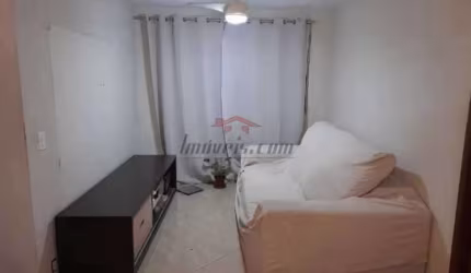 Apartamento com 2 quartos à venda na Rua Doutor Bernardino, 754, Praça Seca, Rio de Janeiro, 52 m2 por R$ 120.000
