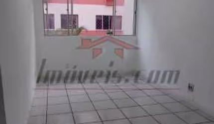 Apartamento com 2 quartos à venda na Rua Geovani de Castro, 90, Freguesia (Jacarepaguá), Rio de Janeiro, 52 m2 por R$ 200.000