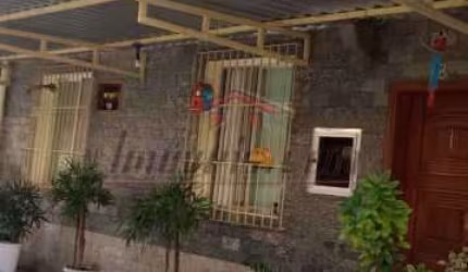Casa com 2 quartos à venda na Rua Pinto Teles, 636, Praça Seca, Rio de Janeiro, 120 m2 por R$ 320.000