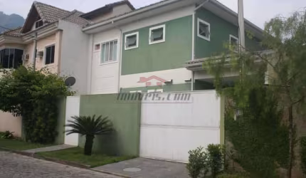 Casa em condomínio fechado com 4 quartos à venda na Estrada da Boca do Mato, 716, Vargem Pequena, Rio de Janeiro por R$ 699.000