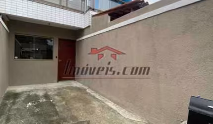Casa em condomínio fechado com 4 quartos à venda na Rua Artur de Sá Earp, 84, Freguesia (Jacarepaguá), Rio de Janeiro, 145 m2 por R$ 379.000