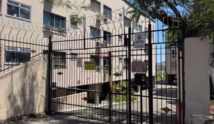Apartamento com 2 quartos à venda na Rua Paulo Moreira da Silva, 290, Taquara, Rio de Janeiro, 56 m2 por R$ 175.000