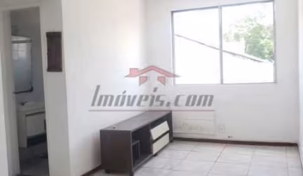 Apartamento com 2 quartos à venda na Rua Cândido Benício, 916, Campinho, Rio de Janeiro, 49 m2 por R$ 129.999