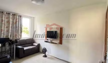 Apartamento com 2 quartos à venda na Rua André Rocha, 372, Taquara, Rio de Janeiro, 50 m2 por R$ 185.000