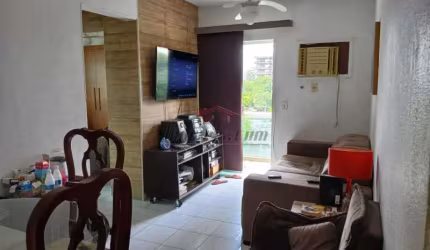Apartamento com 2 quartos à venda na Estrada Santa Maura, 900, Jacarepaguá, Rio de Janeiro, 50 m2 por R$ 205.000