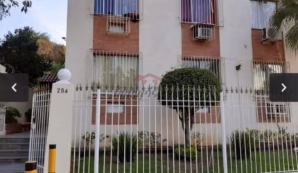 Apartamento com 2 quartos à venda na Rua Doutor Bernardino, 754, Praça Seca, Rio de Janeiro, 68 m2 por R$ 130.000