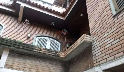 Casa com 4 quartos à venda na Rua Conceição dos Ouros, 70, Praça Seca, Rio de Janeiro, 211 m2 por R$ 360.000