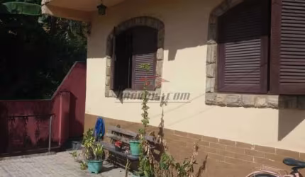 Casa em condomínio fechado com 4 quartos à venda na Rua Ilicinia, 100, Praça Seca, Rio de Janeiro, 226 m2 por R$ 199.500