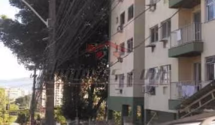 Apartamento com 2 quartos à venda na Rua Maricá, 400, Campinho, Rio de Janeiro, 65 m2 por R$ 150.000