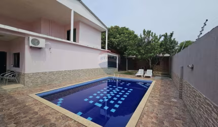 BELÍSSIMA CASA DUPLEX A VENDA