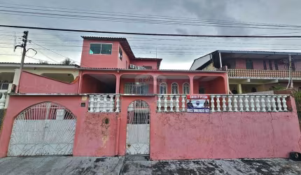 Casa Duplex no Conjunto Petros, Aleixo
