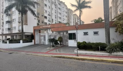 Apartamento com 3 Quartos e 2 banheiros à Venda, 75 m² por R$ 580.000