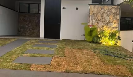 Casa à venda em Paulínia, São José, com 3 quartos, com 137 m²