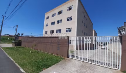 Apartamento com 2 quartos para alugar na Rua André Skrok, 165, São Gabriel, Colombo, 52 m2 por R$ 1.650