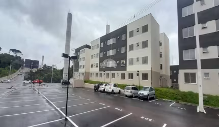 Apartamento com 2 quartos para alugar na Rua Maria Joaquina Vaz, 721, Jardim Itaqui, Campo Largo, 45 m2 por R$ 800