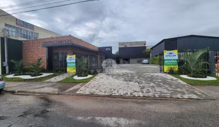 Ponto comercial para alugar na Avenida Jacob Macanhan, 874, Pineville, Pinhais, 22 m2 por R$ 2.000