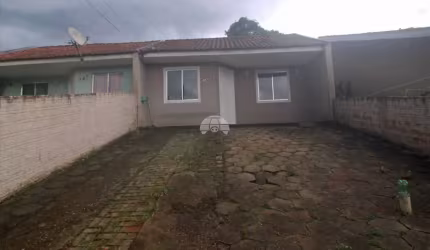 Casa com 2 quartos para alugar na Rua José Perússolo, 733, Jardim Três Rios, Campo Largo, 40 m2 por R$ 1.200