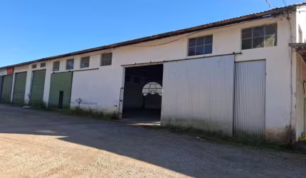 Barracão / Galpão / Depósito para alugar na Rua Rafael Puchetti, 223, Braga, São José dos Pinhais, 700 m2 por R$ 8.200