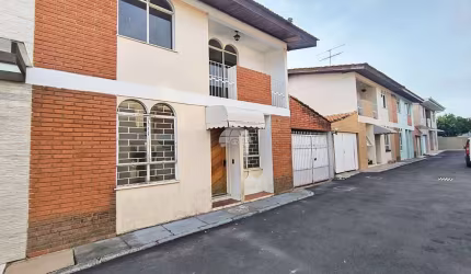 Casa com 3 quartos para alugar na Rua Rio Pelotas, 1080, Bairro Alto, Curitiba, 150 m2 por R$ 1.700
