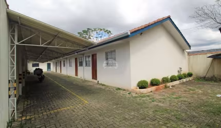 Casa com 2 quartos para alugar na Rua Astorga, 1160, Guaraituba, Colombo, 42 m2 por R$ 1.100
