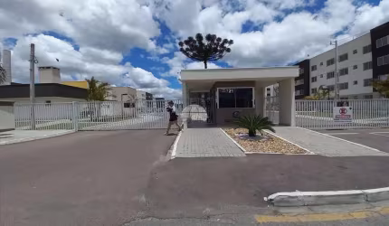 Apartamento com 2 quartos para alugar na Rua Maria Joaquina Vaz, 721, Jardim Itaqui, Campo Largo, 40 m2 por R$ 1.000