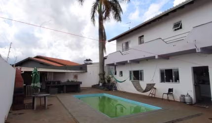 Sobrado com 2 dormitórios à venda, 215 m² por R$ 450.000 - Residencial Loris Sahyun - Londrina/PR