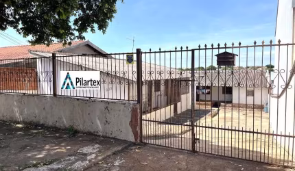 Casa com 2 dormitórios à venda, 139 m² por R$ 260.000,00 - Franciscato - Londrina/PR