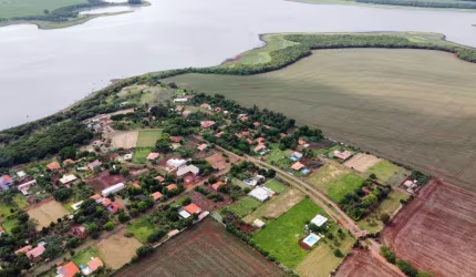Chácara - Condominio Estância Favoretto - 2.044m2