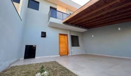 Casa com Amplo Quintal, Jardim Portal dos Pioneiros