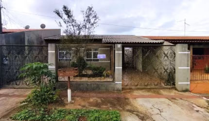 Casa com 3 dormitórios à venda, 145 m² por R$ 320 000,00 - Ernani de Moura Lima - Londrina/PR
