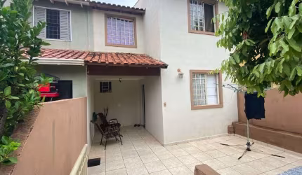 Sobrado com 3 dormitórios à venda, 60 m² por R$ 220.000,00 - Jardim Morumbi - Londrina/PR