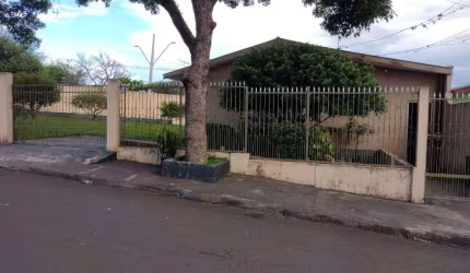 Casa com 3 dormitórios à venda, 100 m² por R$ 630.000,00 - Bandeirantes - Londrina/PR