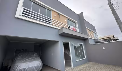 Sobrado em Meia Praia  -  Navegantes