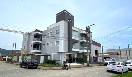 Apartamento com 2 Dormitórios,  1 Vaga,  em Gravatá por R$ 375.000.  Imóvel Residencial em Navegantes/SC.