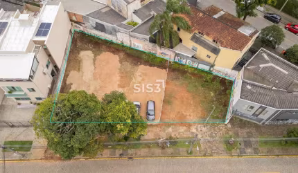 Terreno à venda na Rua Celestino Júnior, São Francisco, Curitiba, 285 m2 por R$ 800.000
