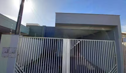Casa com 3 dormitórios à venda, 122 m² por R$ 295.000,00 - Conjunto Habitacional José Garcia Molina - Londrina/PR
