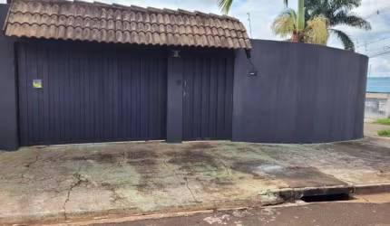 Casa com 1 dormitório à venda, 80 m² por R$ 370.000,00 - Conjunto Habitacional Alexandre Urbanas - Londrina/PR