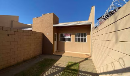 Casa com 2 dormitórios à venda, 76 m² por R$ 240.000,00 - Marabá - Londrina/PR