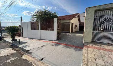 Casa com 4 dormitórios à venda, 200 m² por R$ 550.000,00 - Santa Mônica - Londrina/PR