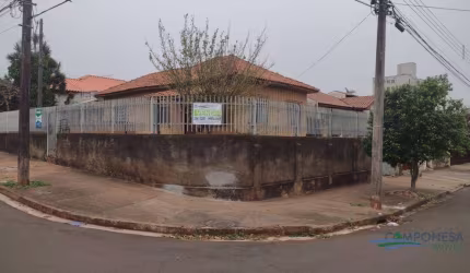 Casa com 3 dormitórios à venda, 100 m² por R$ 350.000,00 - Centro - Londrina/PR