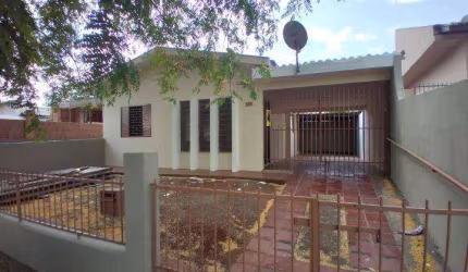 Casa com 4 dormitórios à venda, 111 m² por R$ 280.000,00 - Santa Rita 1 - Londrina/PR
