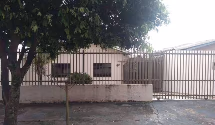 Casa com 2 dormitórios à venda, 90 m² por R$ 190.000,00 - Conjunto Habitacional Maria Cecília Serrano de Oliveira - Londrina/PR