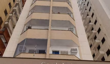 Apartamento com 3 dormitórios à venda, 65 m² por R$ 350.000,00 - Centro - Londrina/PR