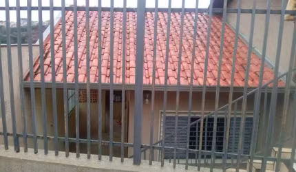 Casa com 4 dormitórios à venda, 220 m² por R$ 450.000,00 - Jardim Alvorada - Londrina/PR