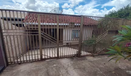 Casa com 2 dormitórios, 96 m² - venda por R$ 370.000,00 ou aluguel por R$ 1.200,00/mês - Dom Pedro II - Londrina/PR
