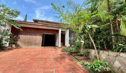 Casa com 4 dormitórios, 302 m² - venda por R$ 1.300.000,00 ou aluguel por R$ 6.000,00/mês - Jardim Nova Londrina - Londrina/PR