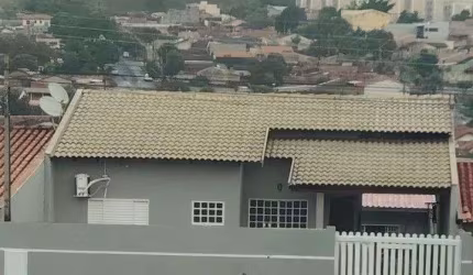 Casa com 3 dormitórios para alugar, 90 m² por R$ 3.350,00/mês - Jardim Alphaville - Londrina/PR